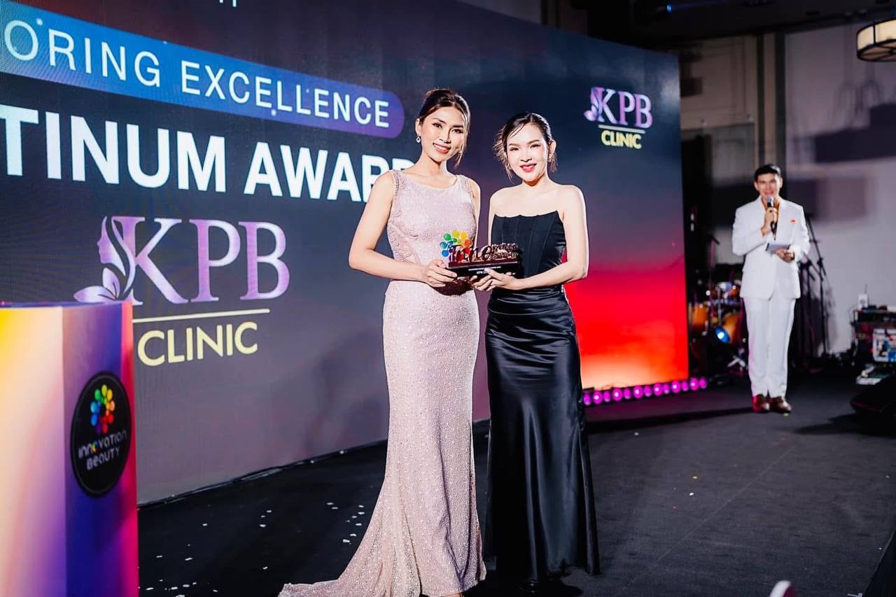 บรรยากาศ KPB Clinic รับรางวัลบนเวทีงานความงาม
